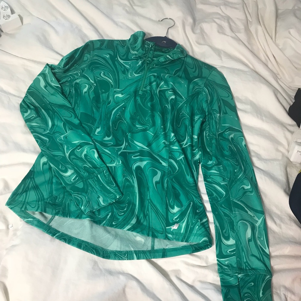 Green athletic pull over